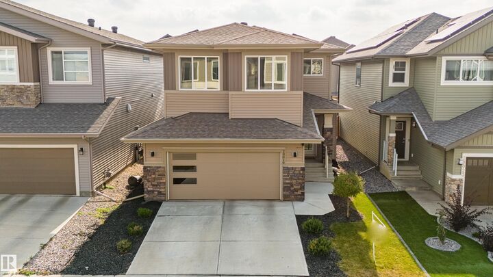 20019 29 Avenue NW  Edmonton AB T6M 0W8 photo