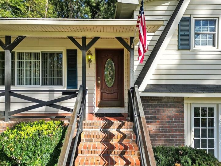 Property Photo:  2401 Nowlin Circle  GA 30102 