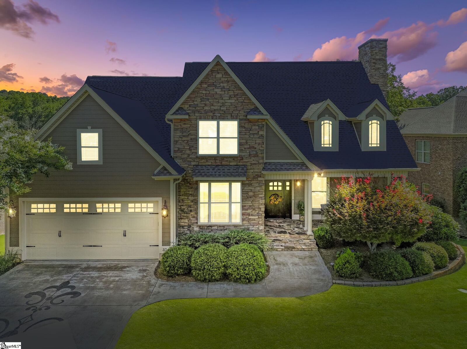 Property Photo:  374 S Woodfin Ridge Drive  SC 29349 