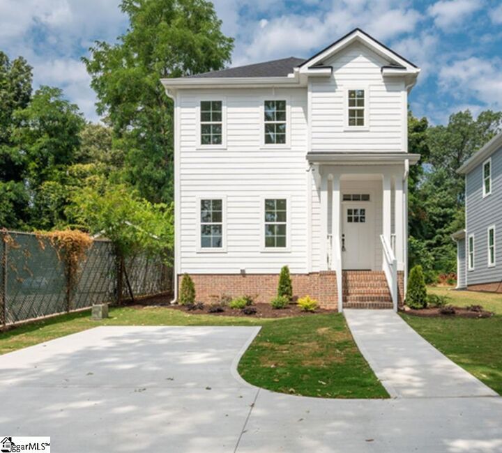 711 A N Main Street  Greer SC 29651 photo