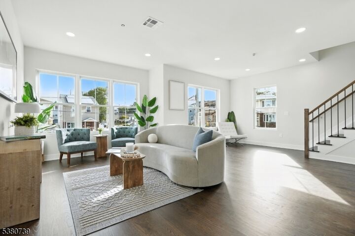 Property Photo:  186 Canterbury Ave  NJ 07031 