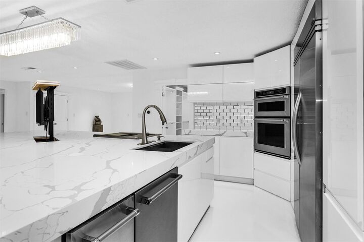 Property Photo: 1302 Spring Creek Drive TX 77386