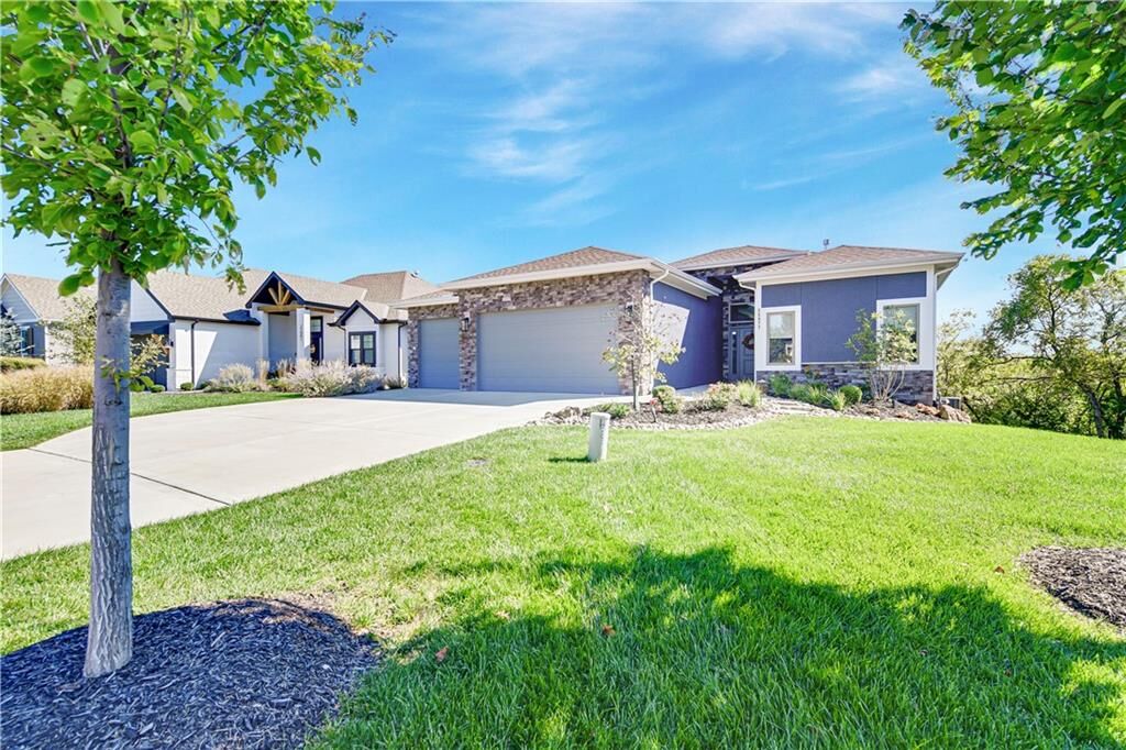 Property Photo:  25977 W 96th Street  KS 66227 