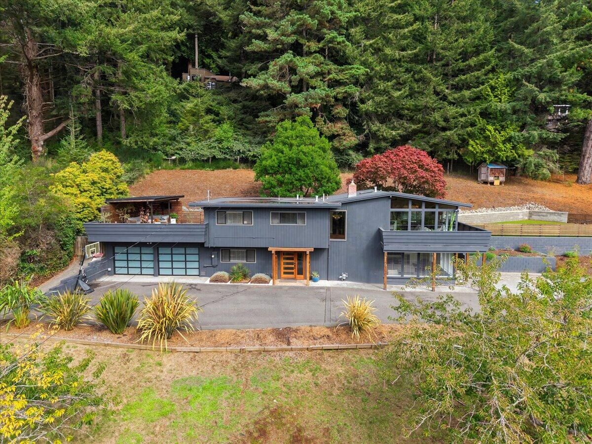 Property Photo:  3348 Buttermilk Lane  CA 95521 