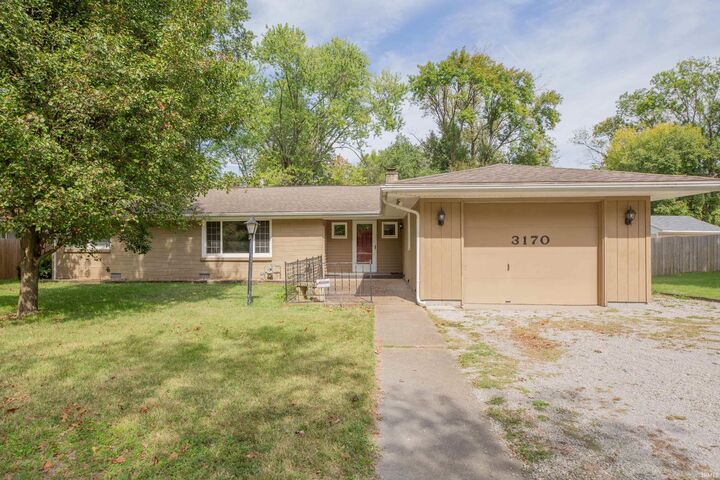 3170 Lake Drive  Evansville IN 47711 photo