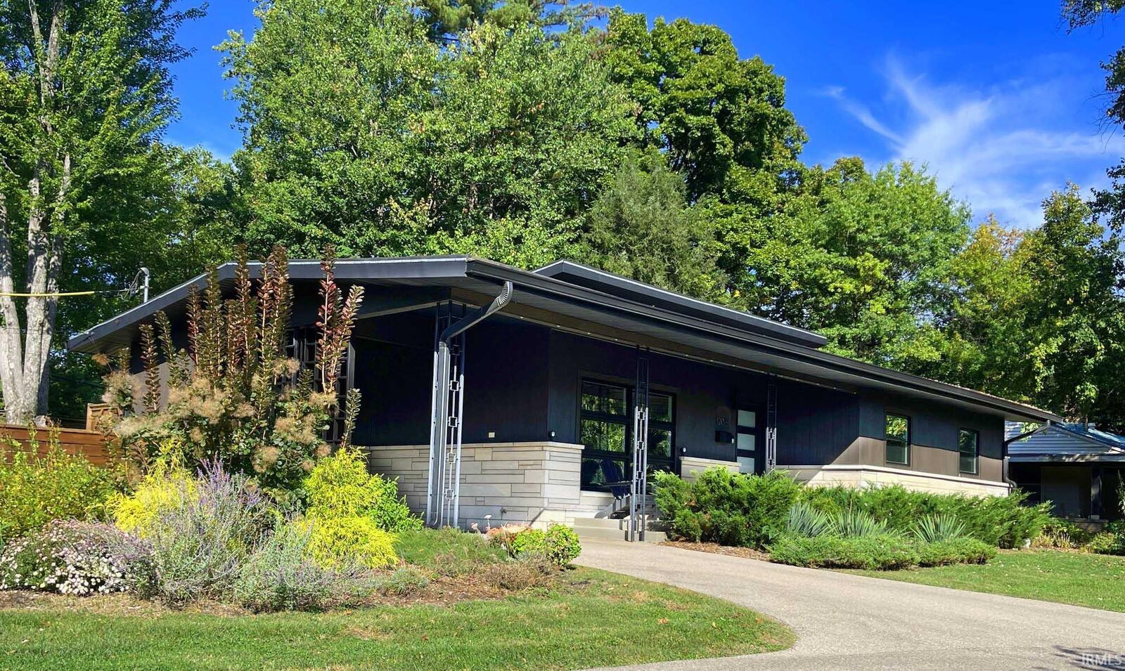 Property Photo: 1206 S Nancy Street IN 47401-6048