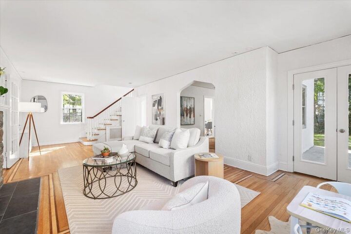 Property Photo:  244 Boulevard  NY 10583 