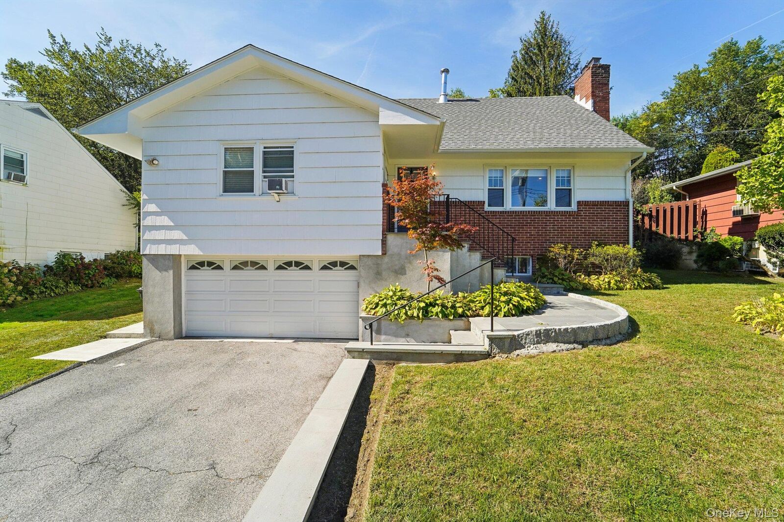 Property Photo:  252 County Center Road  NY 10603 