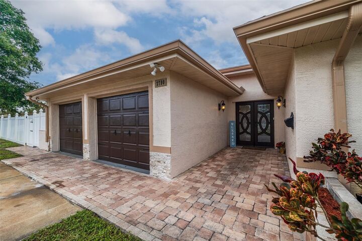 Property Photo: 2790 Pinellas Point Drive S FL 33712