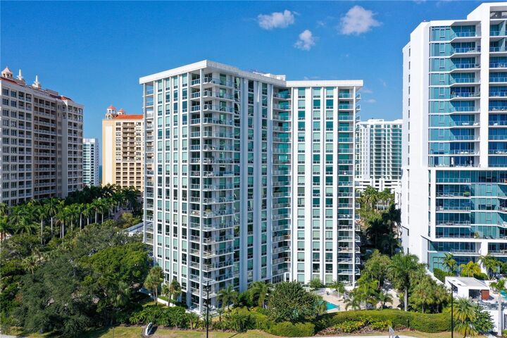 Property Photo:  1111 N Gulfstream Avenue 9F  FL 34236 