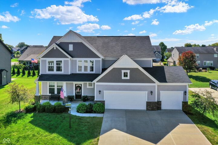 Property Photo: 7877 Villa Circle IN 46123