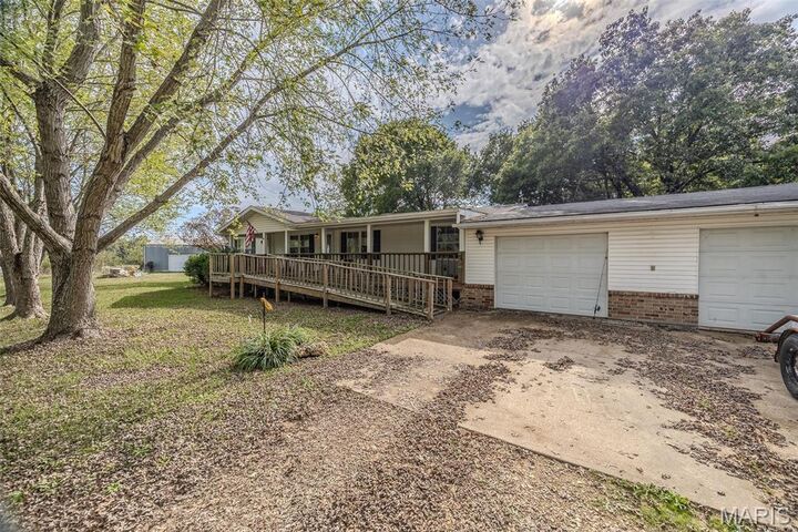 Property Photo:  35959 Highway D  MO 65463