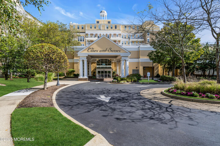 Property Photo:  700 Ocean Avenue G1  NJ 07762 