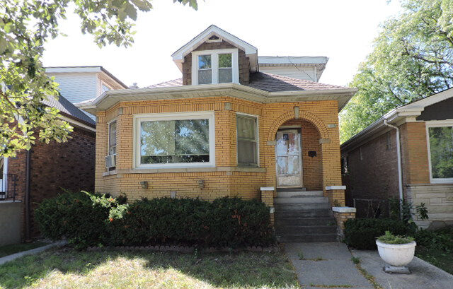 Property Photo:  5254 N Mason Avenue  IL 60630 