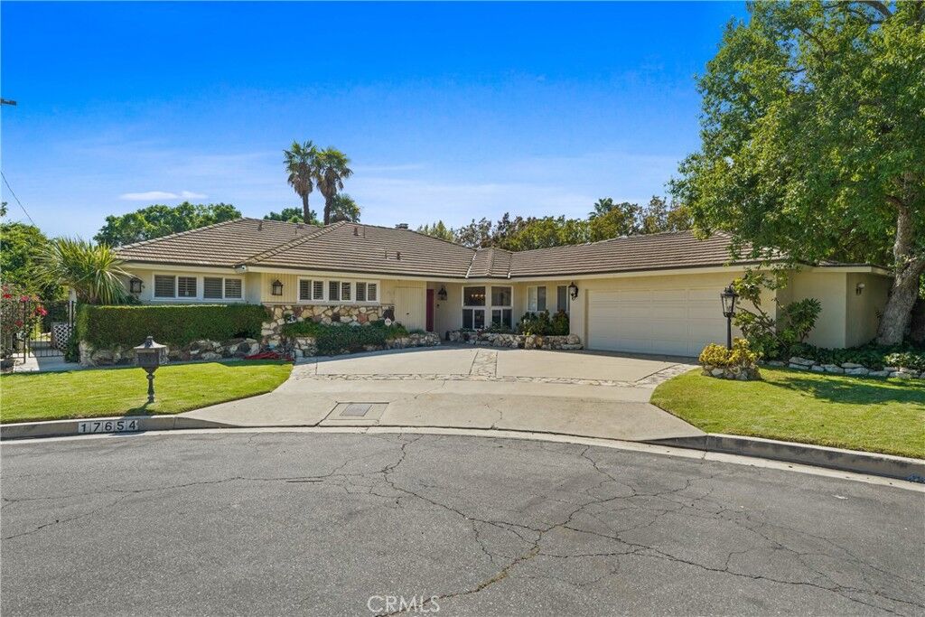 Property Photo:  17654 Knapp  CA 91325 