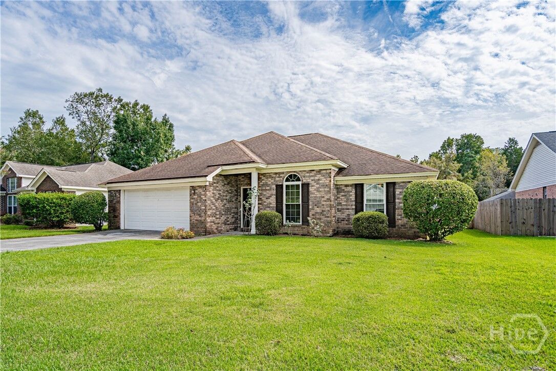 Property Photo:  17 Tara Court  GA 31406 