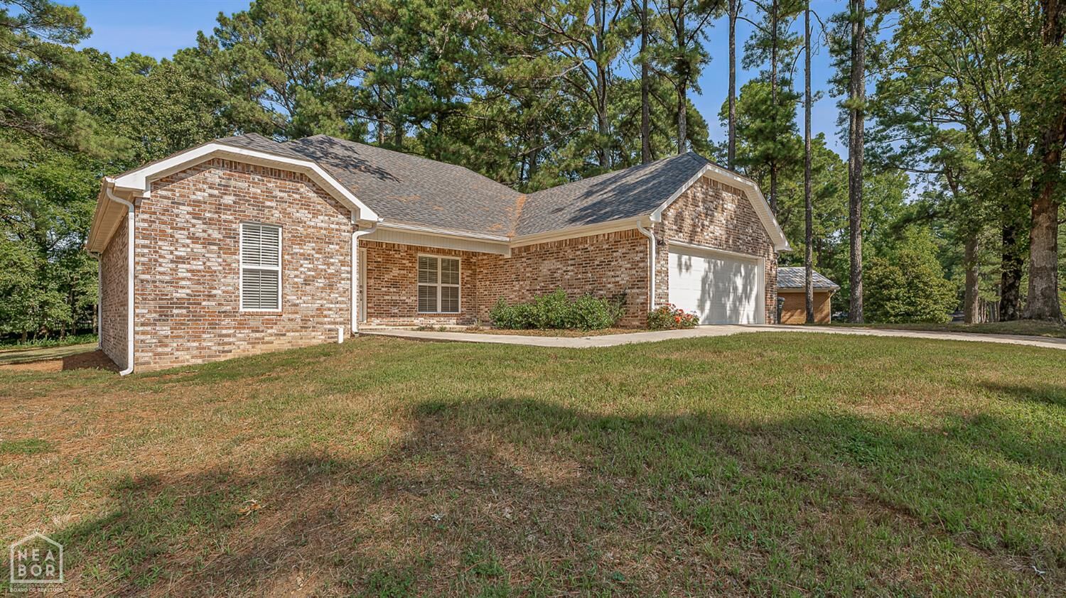Property Photo:  1001 Sylvan Hills  AR 72401