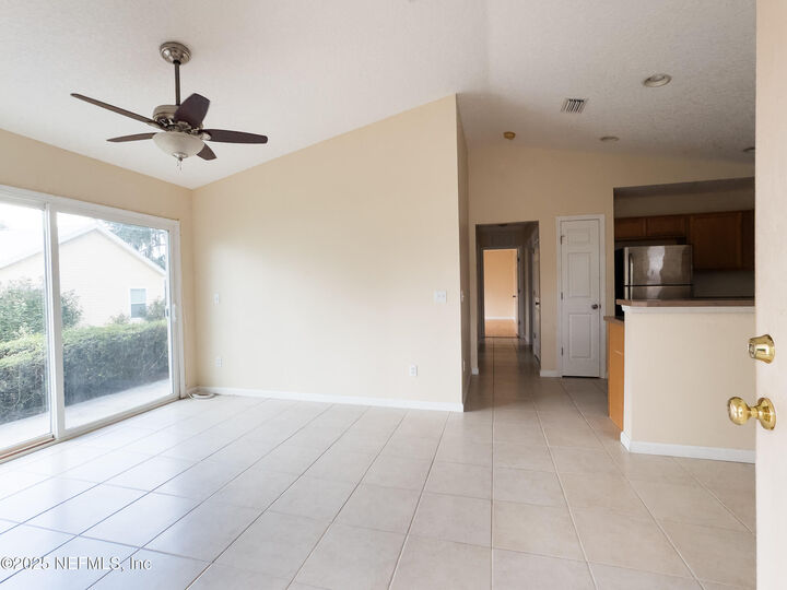 Property Photo: 100 Ashton Circle 24 FL 32193