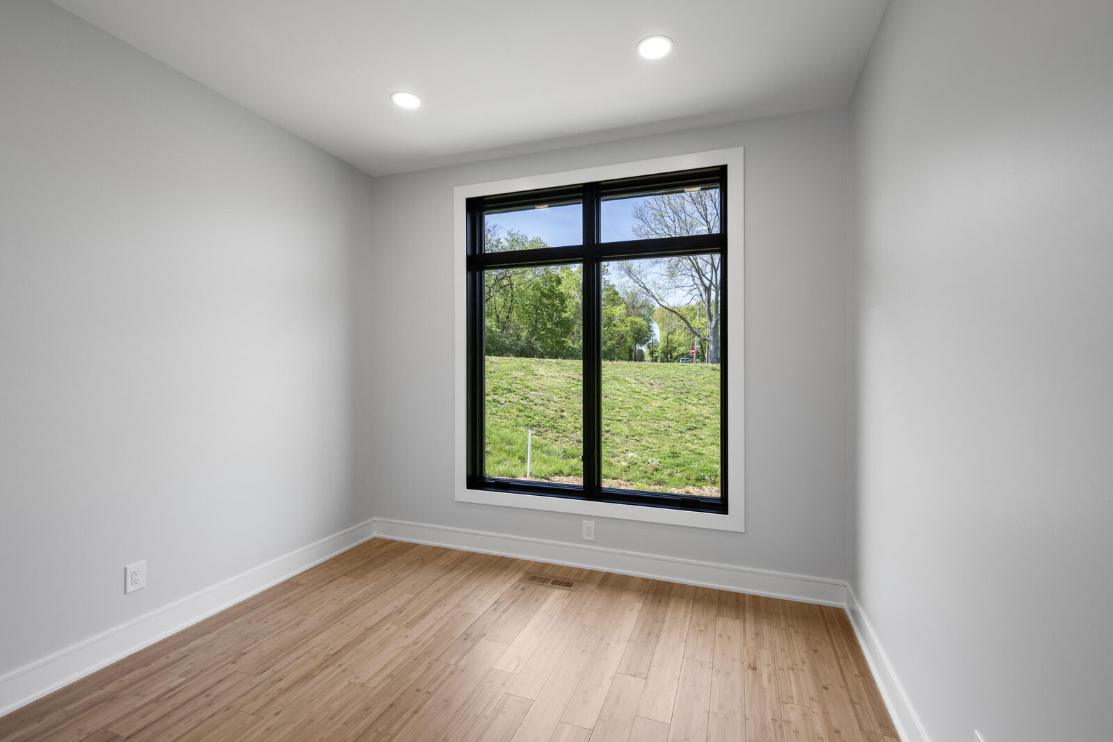 Property Photo: 5090 Bella Vista Drive KY 41076