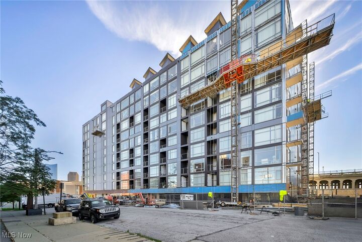 Property Photo: 2222 Detroit Avenue 817 OH 44113