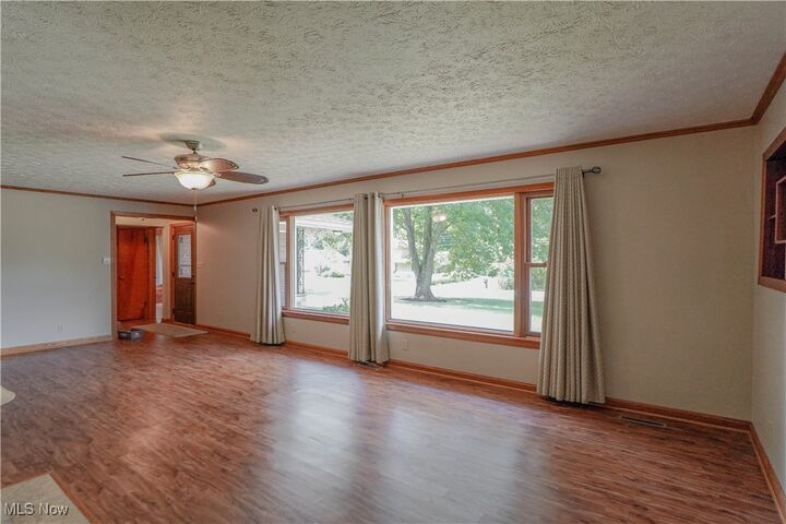 Property Photo: 4393 Hilltop Drive OH 44203