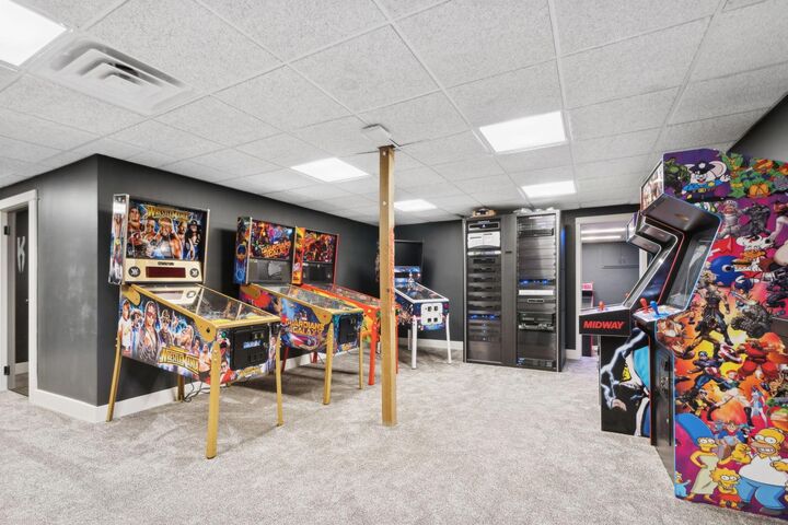 Property Photo:  1492 Hunter Drive  MN 55391 