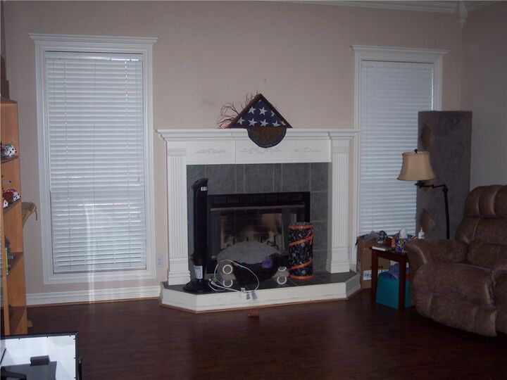 Property Photo:  5206 S 60th Place  AR 72758 