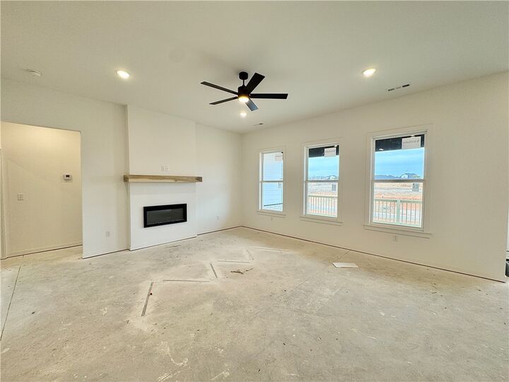 Property Photo: 5910 SW Bear Creek Avenue AR 72713