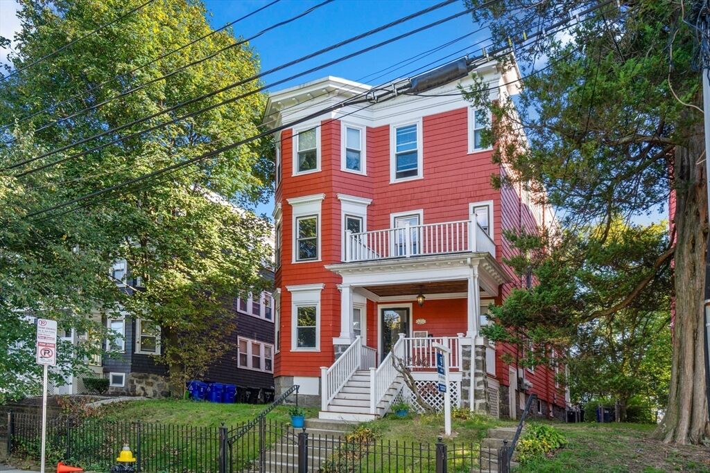 Property Photo:  7 Bailey Street 2  MA 02124 