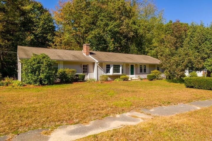 36 Wilde Willow Dr  Holden MA 01520 photo