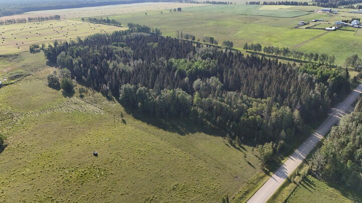 Property Photo:  32373 Range Road 52  AB T0M 1X0 