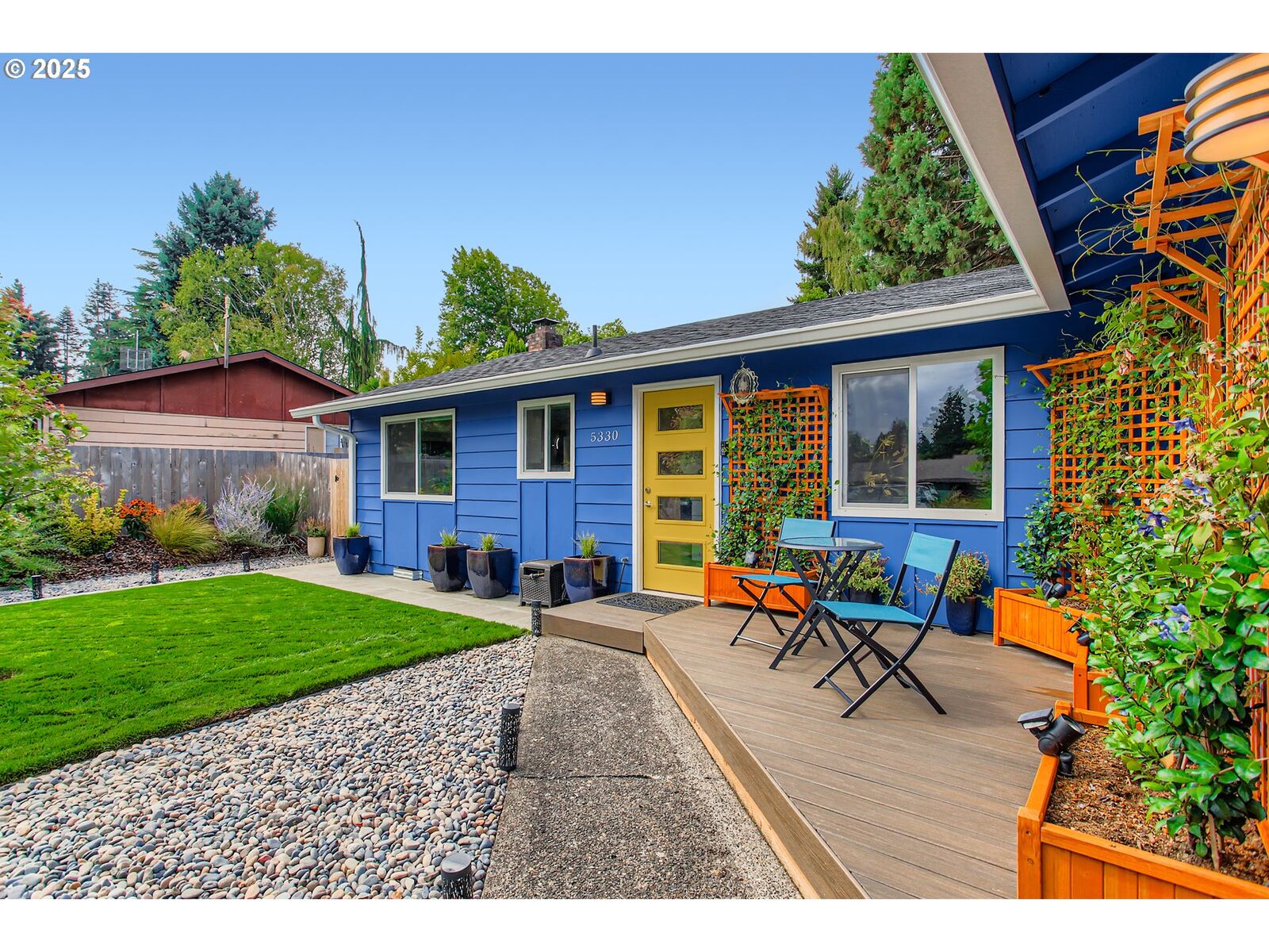 Property Photo: 5330 NW Esther St WA 98663