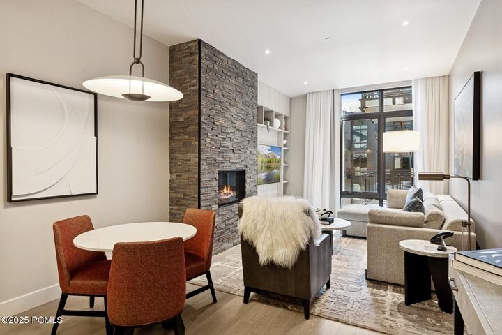 Property Photo:  1702 W Glencoe Mountain Way 6006  UT 84060 