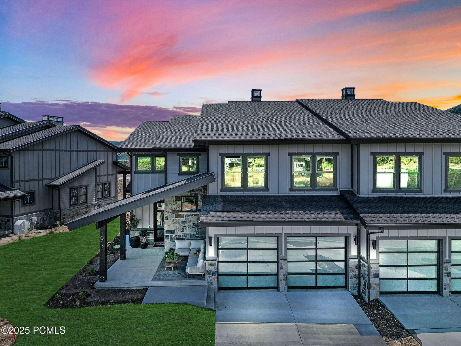 Property Photo:  9518 N Bergtop Loop 181  UT 84032 