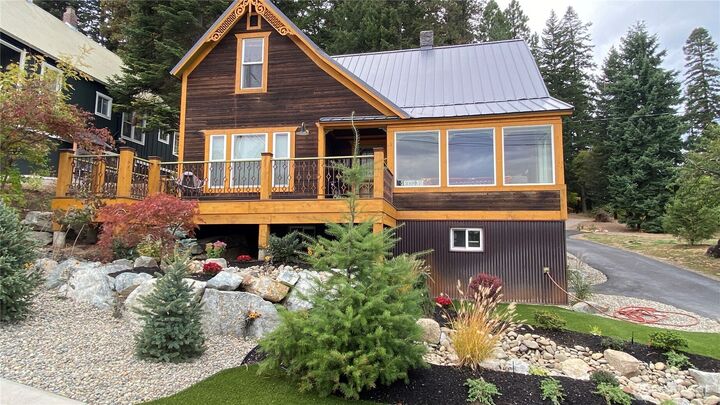 Property Photo:  411 S 7th Street  WA 98941 