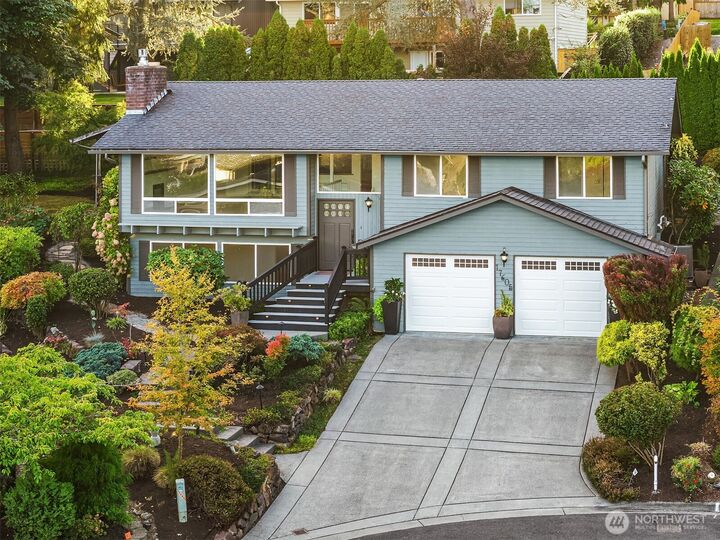 Property Photo:  17605 NE 15th Place  WA 98008 