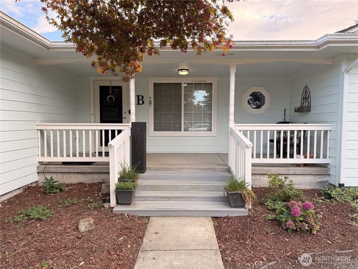 Property Photo:  787  Kendall Rd  WA 98382 