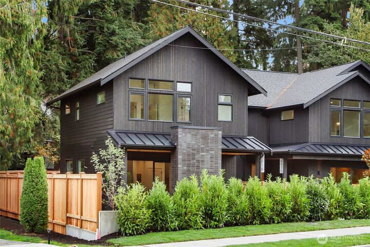 Property Photo:  6818  128th Avenue NE  WA 98033 