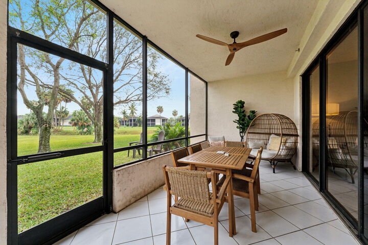 Property Photo: 7546 La Paz Boulevard 105 FL 33433