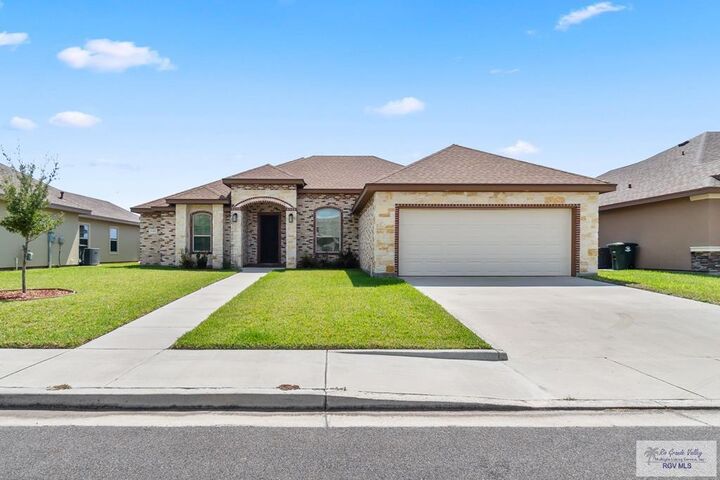 6109 Teak Ave  Harlingen TX 78552 photo