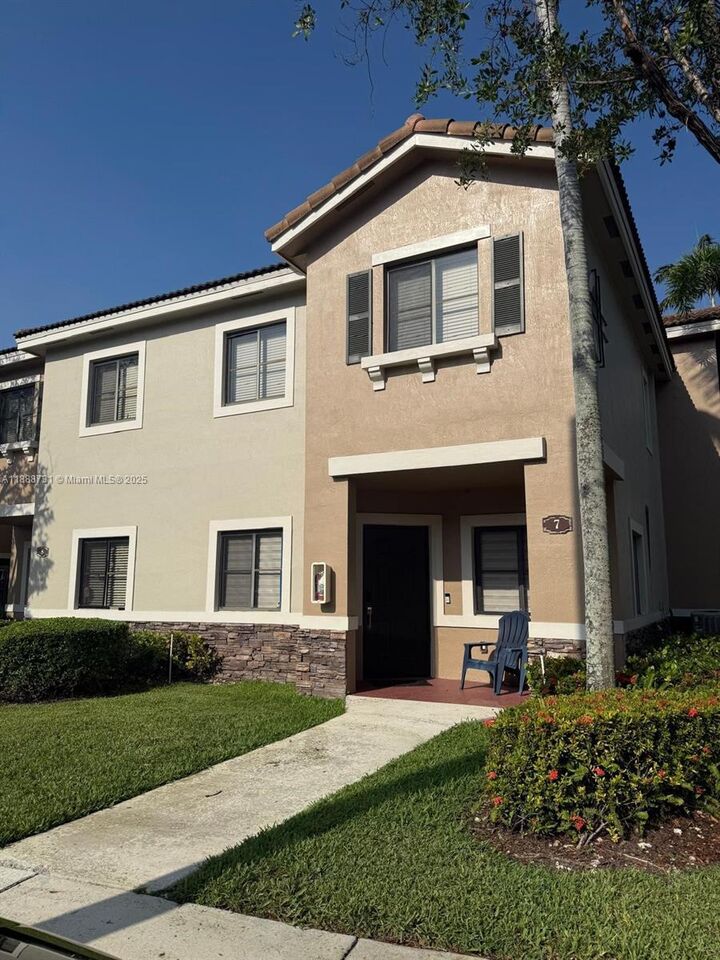 Property Photo: 22711 SW 88th Pl 7-23 FL 33190