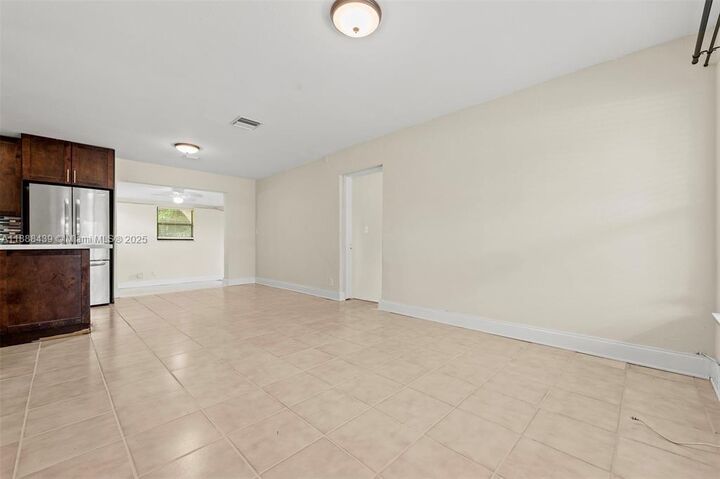 Property Photo: 1524 NW 18th Ct 0 FL 33311