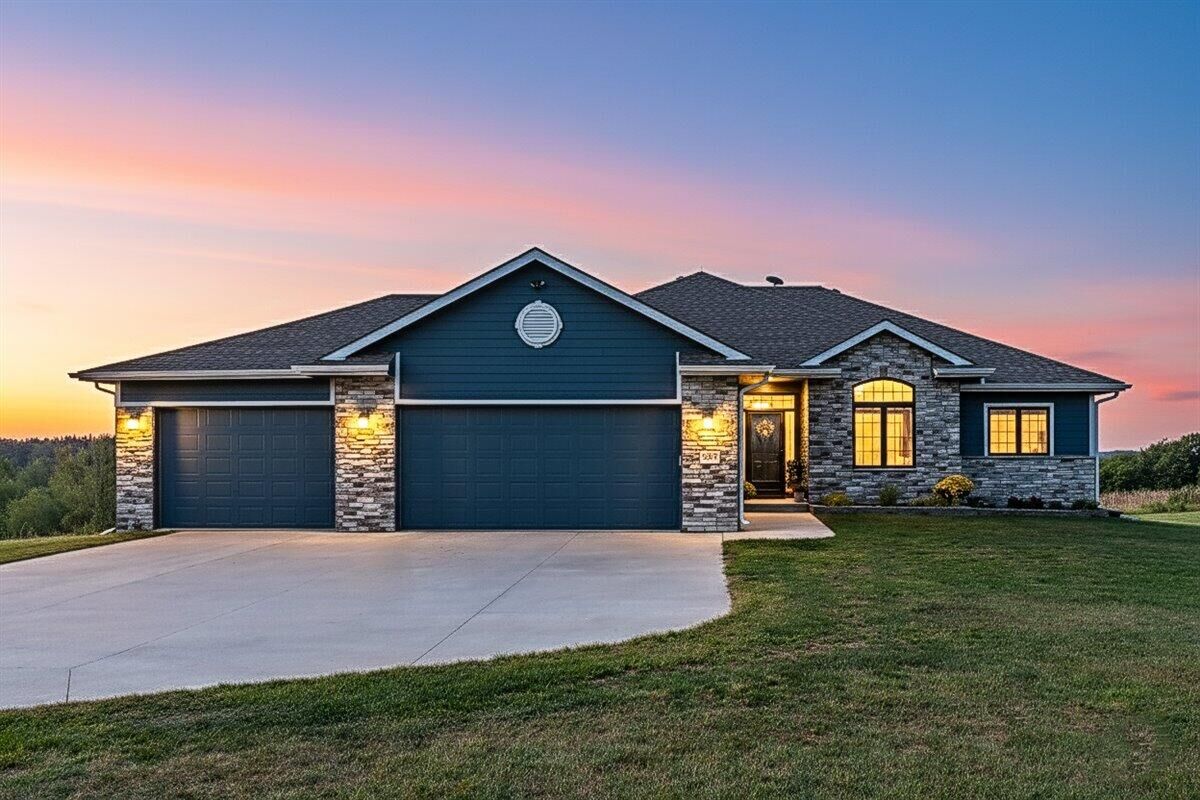 Property Photo:  24174 205th  Street  IA 51526 