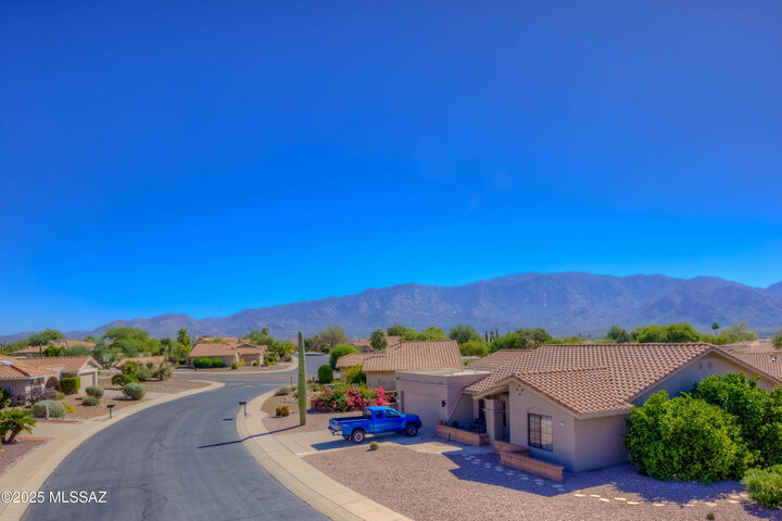Property Photo:  1449 E Bright Angel Drive  AZ 85755 