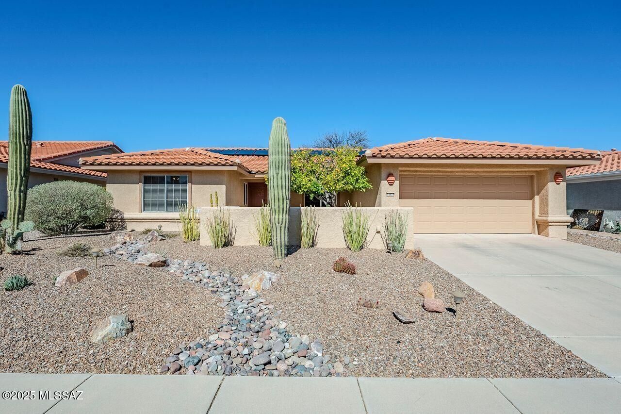 Property Photo:  14679 N Windshade Drive  AZ 85755 