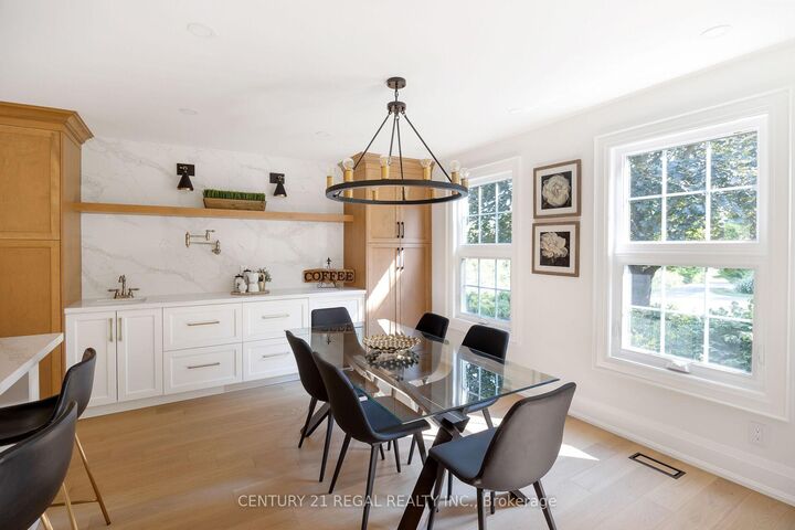 Photo de la propriété:  5535 Cedar Springs Road  ON L7P 0C2 