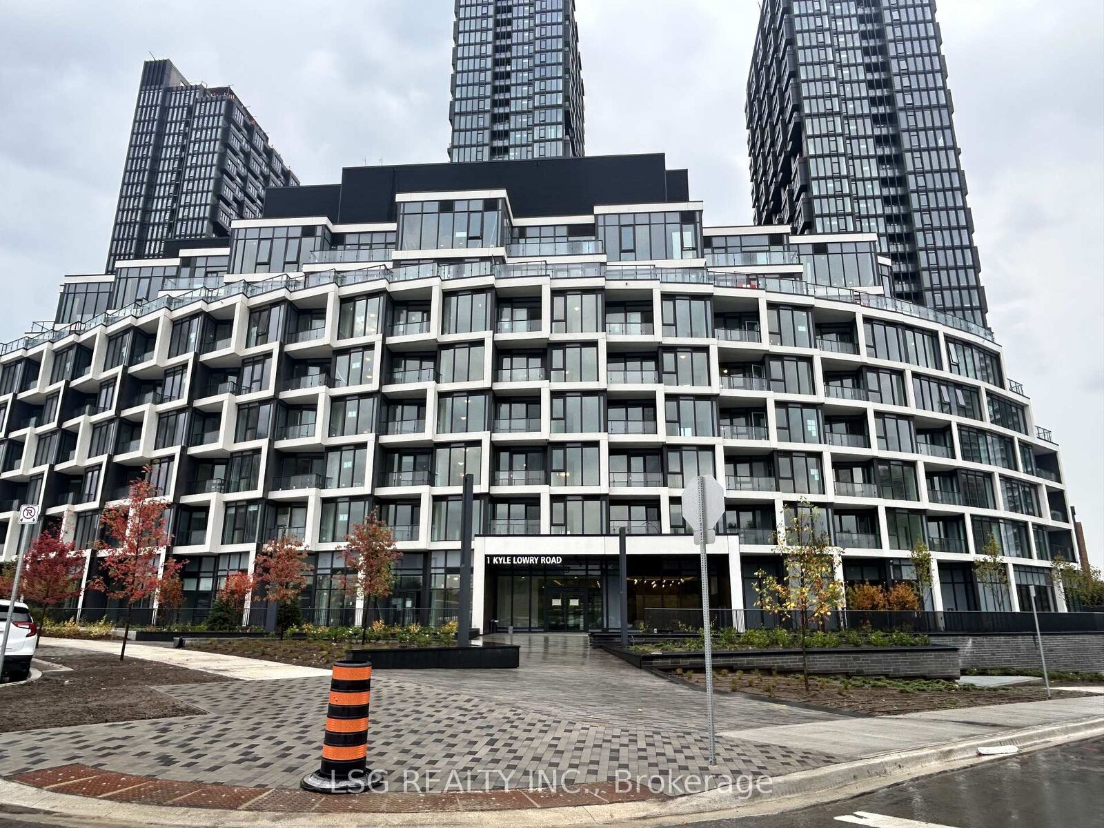 Property Photo:  1 Kyle Lowry Road 208  ON M3C 1H7 