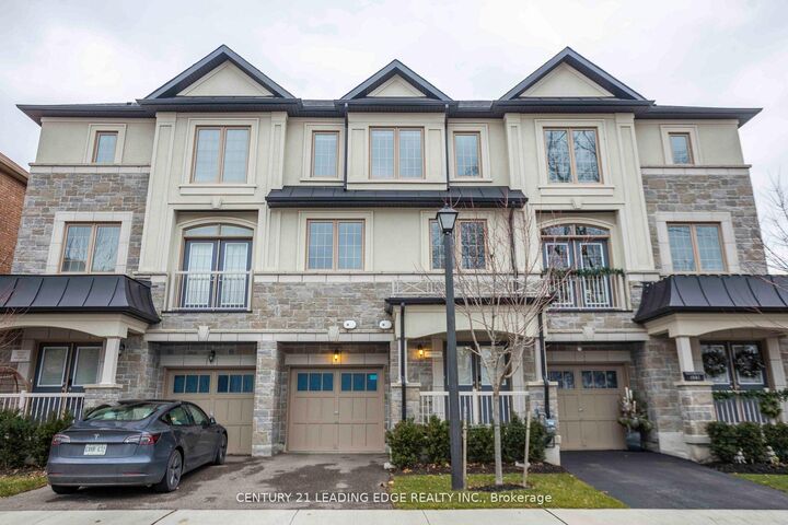 Property Photo:  1983 Oana Drive  ON L5J 0A4 