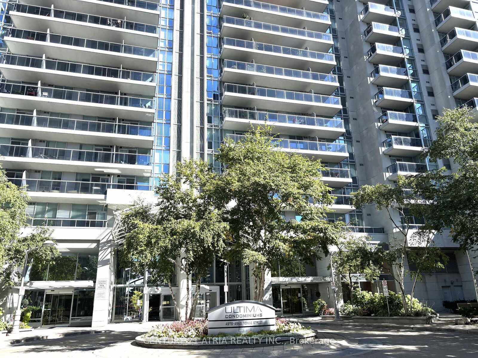 Property Photo:  4968 Yonge Street 1612  ON M2N 7G9 