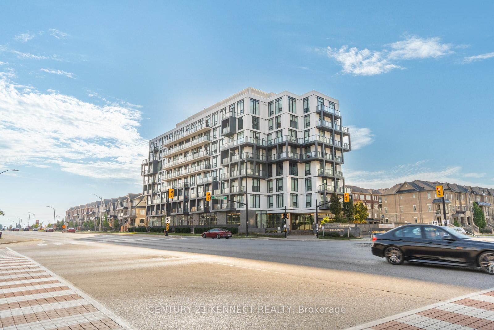 Property Photo:  180 Veterans Drive 101  ON L7A 5G7 